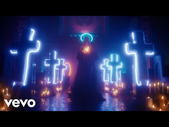 Iggy Azalea - Savior ft. Quavo